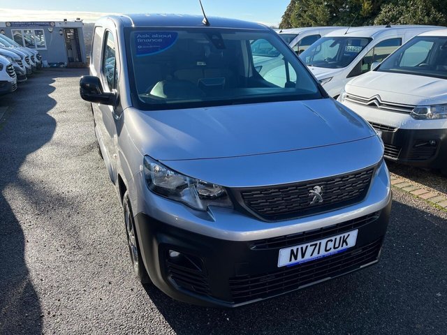 2021 PEUGEOT PARTNER - Photo 3