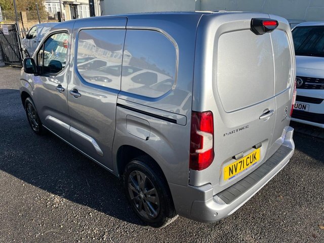 2021 PEUGEOT PARTNER - Photo 7