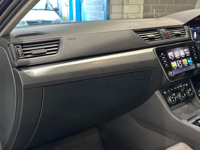 2021 SKODA SUPERB 2021 2.0 TDI SE Technology Estate 5dr Diesel DSG Euro 6 (s/s) (150 ps) - Photo 8