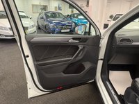 USED 2018 68 VOLKSWAGEN TIGUAN 2.0 TDI R-Line SUV 5dr Diesel DSG 4Motion Euro 6 (s/s) (150 ps) ****BINGLEY, WEST YORKSHIRE, YOU&rsquo;RE CARING AND FRIENDLY APPROACHABLE USED CAR DEALER****
