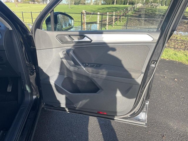 2016 VOLKSWAGEN TIGUAN - Photo 12