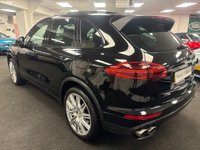 USED 2015 15 PORSCHE CAYENNE 3.0 V6 E-Hybrid S SUV 5dr Petrol Plug-in Hybrid TiptronicS 4WD Euro 6 (s/s) (416 ps) ****BINGLEY, WEST YORKSHIRE, YOU&rsquo;RE CARING AND FRIENDLY APPROACHABLE USED CAR DEALER****