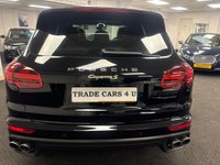 USED 2015 15 PORSCHE CAYENNE 3.0 V6 E-Hybrid S SUV 5dr Petrol Plug-in Hybrid TiptronicS 4WD Euro 6 (s/s) (416 ps) ****BINGLEY, WEST YORKSHIRE, YOU&rsquo;RE CARING AND FRIENDLY APPROACHABLE USED CAR DEALER****