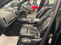 USED 2015 15 PORSCHE CAYENNE 3.0 V6 E-Hybrid S SUV 5dr Petrol Plug-in Hybrid TiptronicS 4WD Euro 6 (s/s) (416 ps) ****BINGLEY, WEST YORKSHIRE, YOU&rsquo;RE CARING AND FRIENDLY APPROACHABLE USED CAR DEALER****