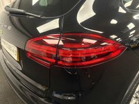 USED 2015 15 PORSCHE CAYENNE 3.0 V6 E-Hybrid S SUV 5dr Petrol Plug-in Hybrid TiptronicS 4WD Euro 6 (s/s) (416 ps) ****BINGLEY, WEST YORKSHIRE, YOU&rsquo;RE CARING AND FRIENDLY APPROACHABLE USED CAR DEALER****