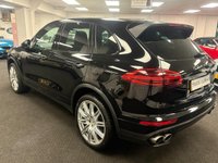 USED 2015 15 PORSCHE CAYENNE 3.0 V6 E-Hybrid S SUV 5dr Petrol Plug-in Hybrid TiptronicS 4WD Euro 6 (s/s) (416 ps) ****BINGLEY, WEST YORKSHIRE, YOU&rsquo;RE CARING AND FRIENDLY APPROACHABLE USED CAR DEALER****