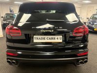 USED 2015 15 PORSCHE CAYENNE 3.0 V6 E-Hybrid S SUV 5dr Petrol Plug-in Hybrid TiptronicS 4WD Euro 6 (s/s) (416 ps) ****BINGLEY, WEST YORKSHIRE, YOU&rsquo;RE CARING AND FRIENDLY APPROACHABLE USED CAR DEALER****