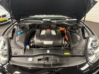 USED 2015 15 PORSCHE CAYENNE 3.0 V6 E-Hybrid S SUV 5dr Petrol Plug-in Hybrid TiptronicS 4WD Euro 6 (s/s) (416 ps) ****BINGLEY, WEST YORKSHIRE, YOU&rsquo;RE CARING AND FRIENDLY APPROACHABLE USED CAR DEALER****