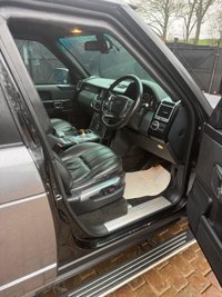 USED 2010 60 LAND ROVER RANGE ROVER 4.4 TD V8 Vogue SUV 5dr Diesel Auto 4WD Euro 5 (313 bhp) LEVEL 6 B6 ARMOURED B6 ARMOURED VEHICLE