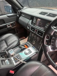 USED 2010 60 LAND ROVER RANGE ROVER 4.4 TD V8 Vogue SUV 5dr Diesel Auto 4WD Euro 5 (313 bhp) LEVEL 6 B6 ARMOURED B6 ARMOURED VEHICLE
