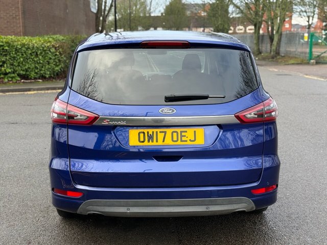 2017 Ford S-Max 2L Titanium 5dr - Photo 6