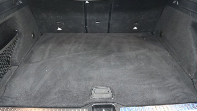 2022 Mercedes-Benz GLC - Photo 8