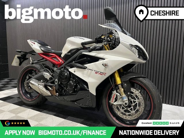 View our TRIUMPH DAYTONA 675