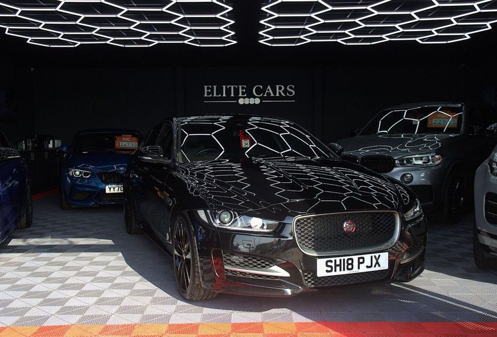 USED 2018 18 JAGUAR XE 2.0i R-Sport Saloon 4dr Petrol Auto AWD Euro 6 (s/s) (250 ps) 