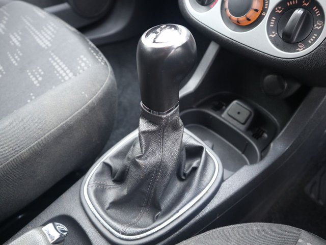 2013 Vauxhall Corsa 1.3L Exclusiv 5dr - Photo 7