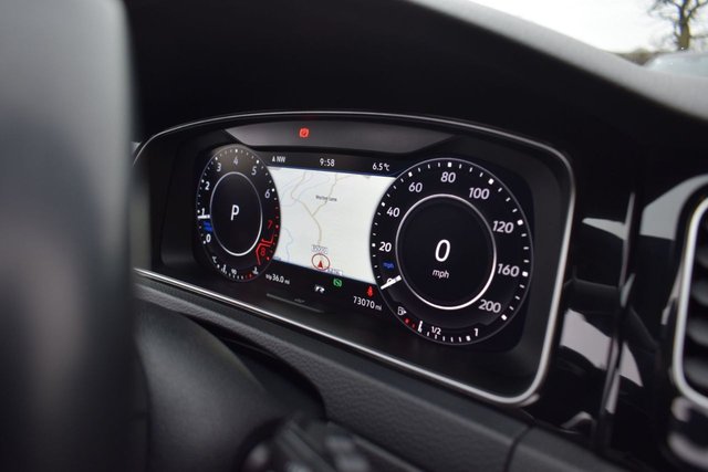 2017 Volkswagen Golf 2L R 5dr - Photo 12