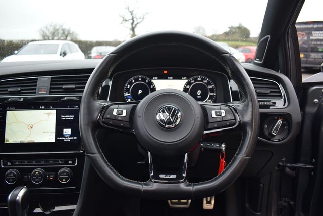 2017 Volkswagen Golf 2L R 5dr - Photo 10