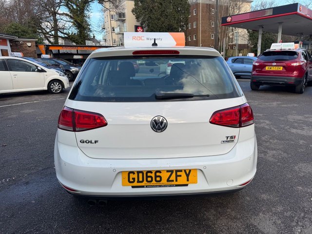 2017 VOLKSWAGEN GOLF 2017 1.4 TSI BlueMotion Tech Match Edition Hatchback 5dr Petrol Manual Euro 6 (s/s) (125 ps)
        
          ONLY 45K! 2 OWNERS, 2 KEYS - Photo 7