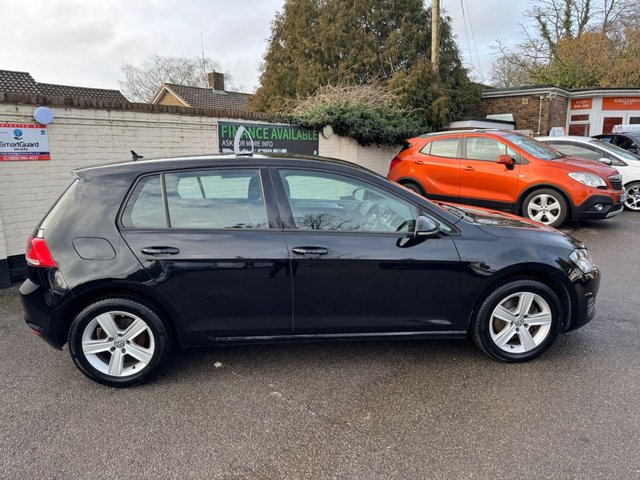 2015 VOLKSWAGEN GOLF 2015 1.6 TDI BlueMotion Tech Match Hatchback 5dr Diesel Manual Euro 6 (s/s) (110 ps)
        
          £20 TAX! SAT NAV, ADAP CRUISE - Photo 10