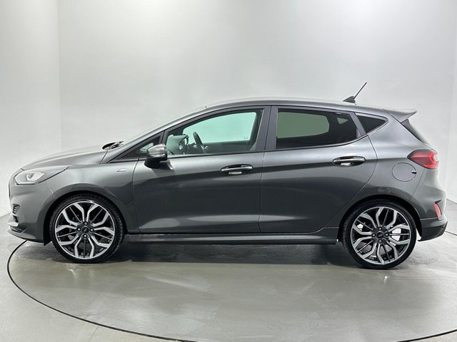 2022 Ford Fiesta - Photo 5