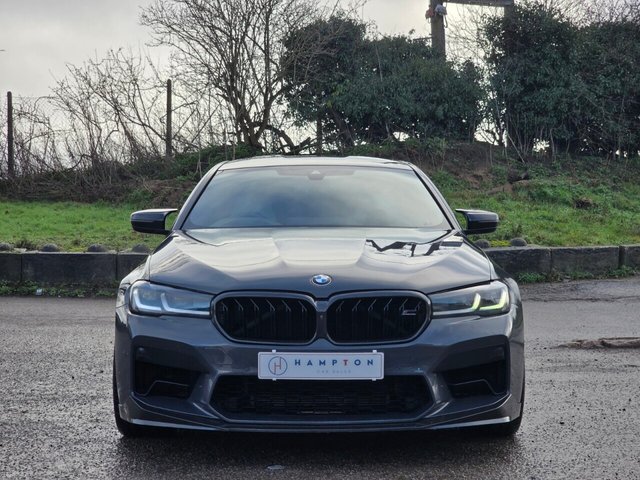 2021 BMW M5 - Photo 3