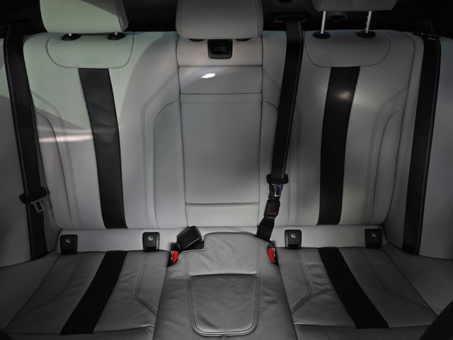 2021 BMW M5 - Photo 12