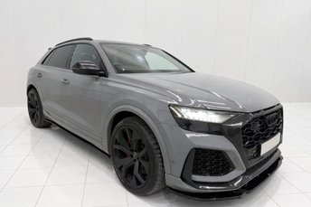 2022 AUDI RSQ8