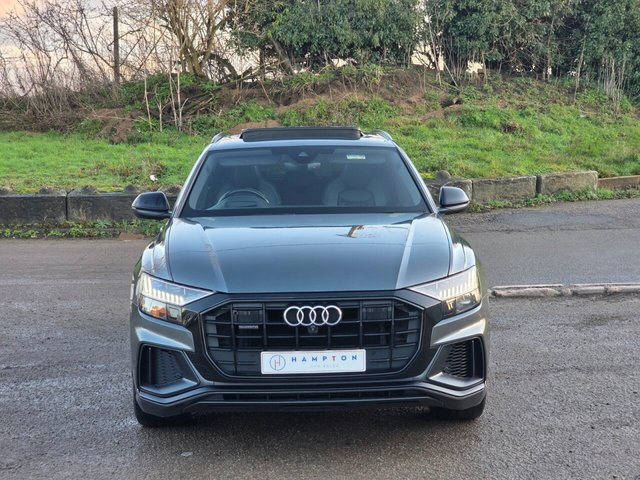 2018 AUDI Q8 - Photo 4