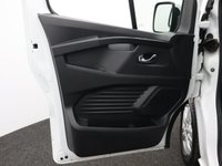 USED 2023 23 RENAULT TRAFIC 2.0 dCi Blue SL28 Sport Panel Van 5dr Diesel Manual L1 H1 Euro 6 (s/s) (130 ps) VAT | 1 OWNER | CARPLAY
