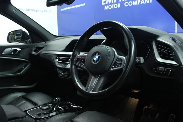 2020 BMW 1 SERIES - Photo 5