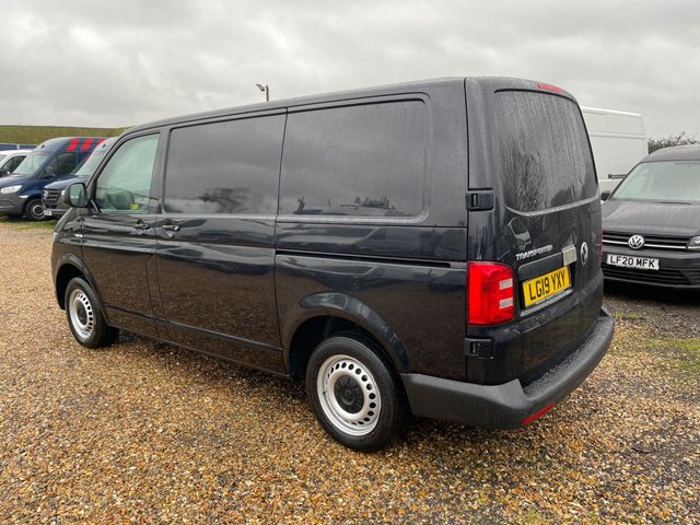 2019 Volkswagen Transporter 2L Startline 5dr - Photo 2