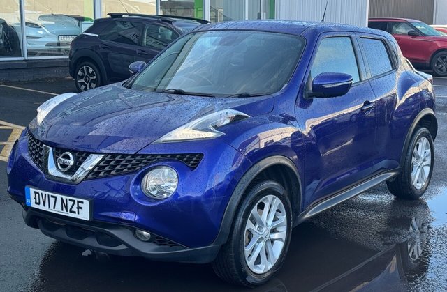 View our Nissan Juke 1.6 N-Connecta SUV 5dr Petrol XTRON Euro 6 (117 ps)