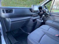 USED 2026 75 RENAULT TRAFIC  LL30 EXTRA VAN L2 LWB 2.0DCI 130PS New / Pre Reg With Delivery Miles, 3 Yr / 100k Warranty Until Jan 2029, Popular LWB L2 Extra Model In Metalic Silver With Excellent Spec Inc Air Con, Media Screen, Sat Nav, Rear Camera, Alloy Wheels And Much More! Great Value Van & Ready To Drive Away Today!!