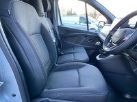 USED 2026 75 RENAULT TRAFIC  LL30 EXTRA VAN L2 LWB 2.0DCI 130PS New / Pre Reg With Delivery Miles, 3 Yr / 100k Warranty Until Jan 2029, Popular LWB L2 Extra Model In Metalic Silver With Excellent Spec Inc Air Con, Media Screen, Sat Nav, Rear Camera, Alloy Wheels And Much More! Great Value Van & Ready To Drive Away Today!!
