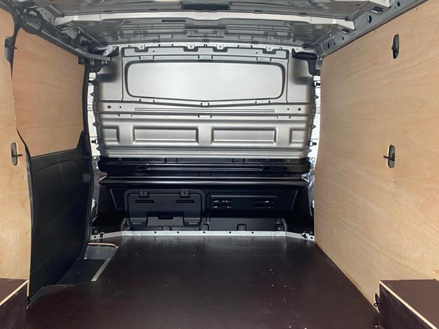 2026 RENAULT TRAFIC - Photo 12