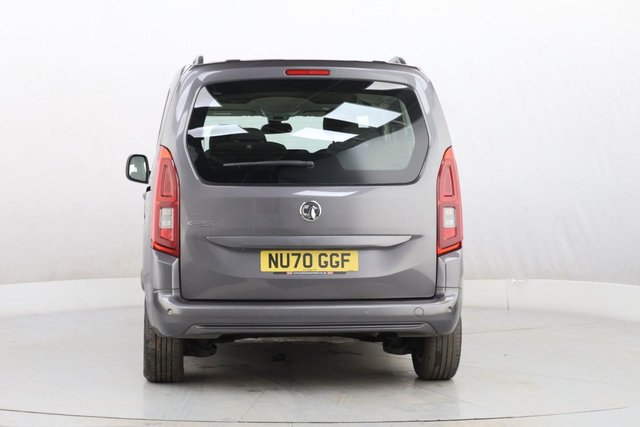 2020 Vauxhall Combo Life 1.5L Energy 5dr - Photo 9
