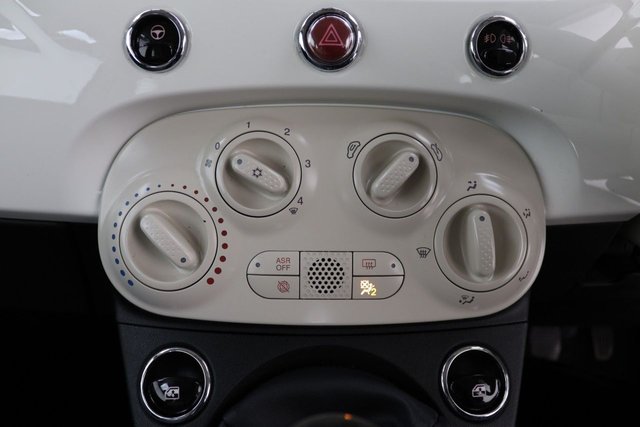 2020 Fiat 500 1L Lounge 3dr - Photo 11