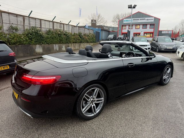 2018 MERCEDES-BENZ E-CLASS 2.0 E220d AMG Line Cabriolet 2dr Diesel G-Tronic+ Euro 6 (s/s) (194 ps)-2 FORMER KEEPERS-FINISHED IN OBSIDIAN BLACK WITH BLACK HALF LEATHER AND RUBY RED SOFT TOP-REVERSE CAMERA-ACTIVE PARK ASSIST-HEATED SEATS-AIR SCARF-BLUETOOTH-CRUISE CONTROL-PARKING SENSORS-DAB RADIO-ELECTRIC FOLDING MIRRORS-19" AMG DOUBLE SPOKE ALLOYS-DUAL ZONE CLIMATE CONTROL - Photo 10