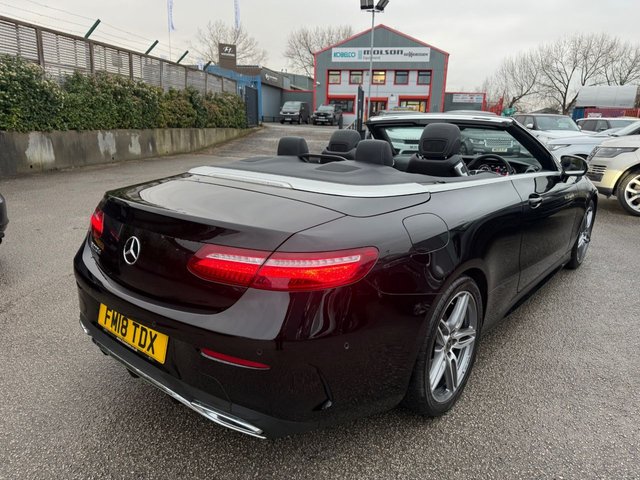 2018 MERCEDES-BENZ E-CLASS 2.0 E220d AMG Line Cabriolet 2dr Diesel G-Tronic+ Euro 6 (s/s) (194 ps)-2 FORMER KEEPERS-FINISHED IN OBSIDIAN BLACK WITH BLACK HALF LEATHER AND RUBY RED SOFT TOP-REVERSE CAMERA-ACTIVE PARK ASSIST-HEATED SEATS-AIR SCARF-BLUETOOTH-CRUISE CONTROL-PARKING SENSORS-DAB RADIO-ELECTRIC FOLDING MIRRORS-19" AMG DOUBLE SPOKE ALLOYS-DUAL ZONE CLIMATE CONTROL - Photo 9
