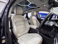 USED 2016 16 JAGUAR F-PACE 2.0 D180 Prestige SUV 5dr Diesel Auto AWD Euro 6 (s/s) (180 ps) Panoramic Roof - Satellite Navigation - 1 Previous Owner