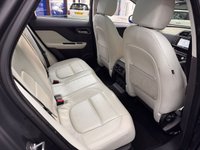 USED 2016 16 JAGUAR F-PACE 2.0 D180 Prestige SUV 5dr Diesel Auto AWD Euro 6 (s/s) (180 ps) Panoramic Roof - Satellite Navigation - 1 Previous Owner