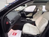 USED 2016 16 JAGUAR F-PACE 2.0 D180 Prestige SUV 5dr Diesel Auto AWD Euro 6 (s/s) (180 ps) Panoramic Roof - Satellite Navigation - 1 Previous Owner