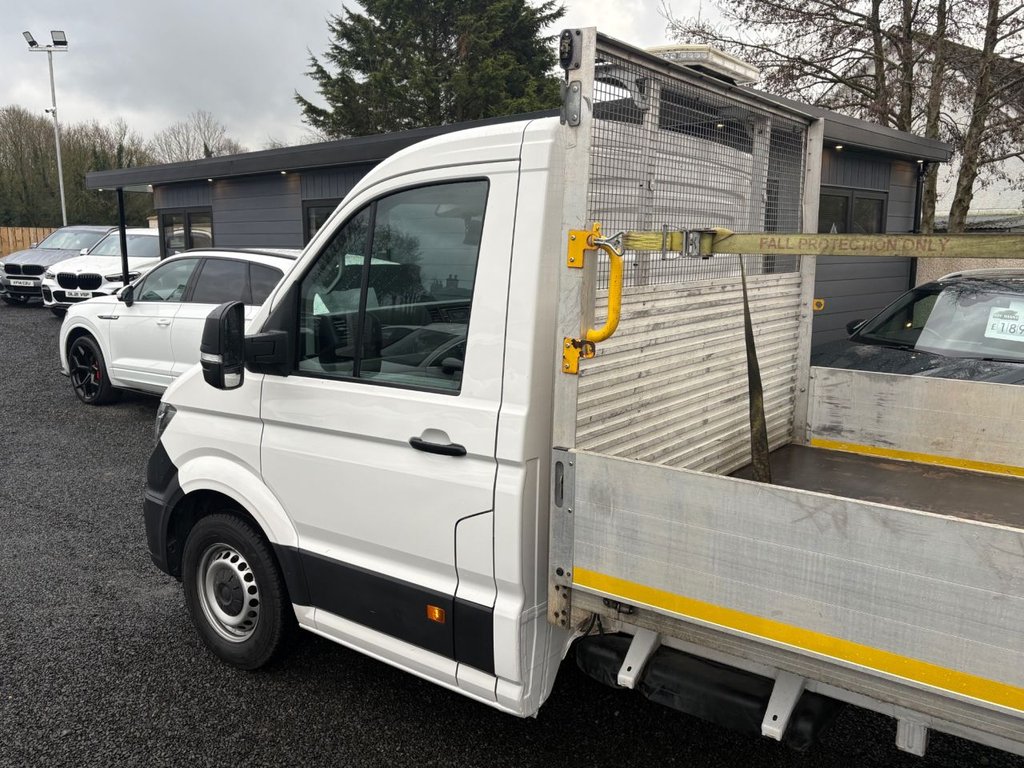 USED 2022 72 VOLKSWAGEN CRAFTER 2.0 TDI CR35 Startline Flat Frame Chassis Cab 2dr Diesel Manual FWD LWB Euro 6 (s/s) (Flat Frame) (140 ps) 2 Keys - 1 Owner!