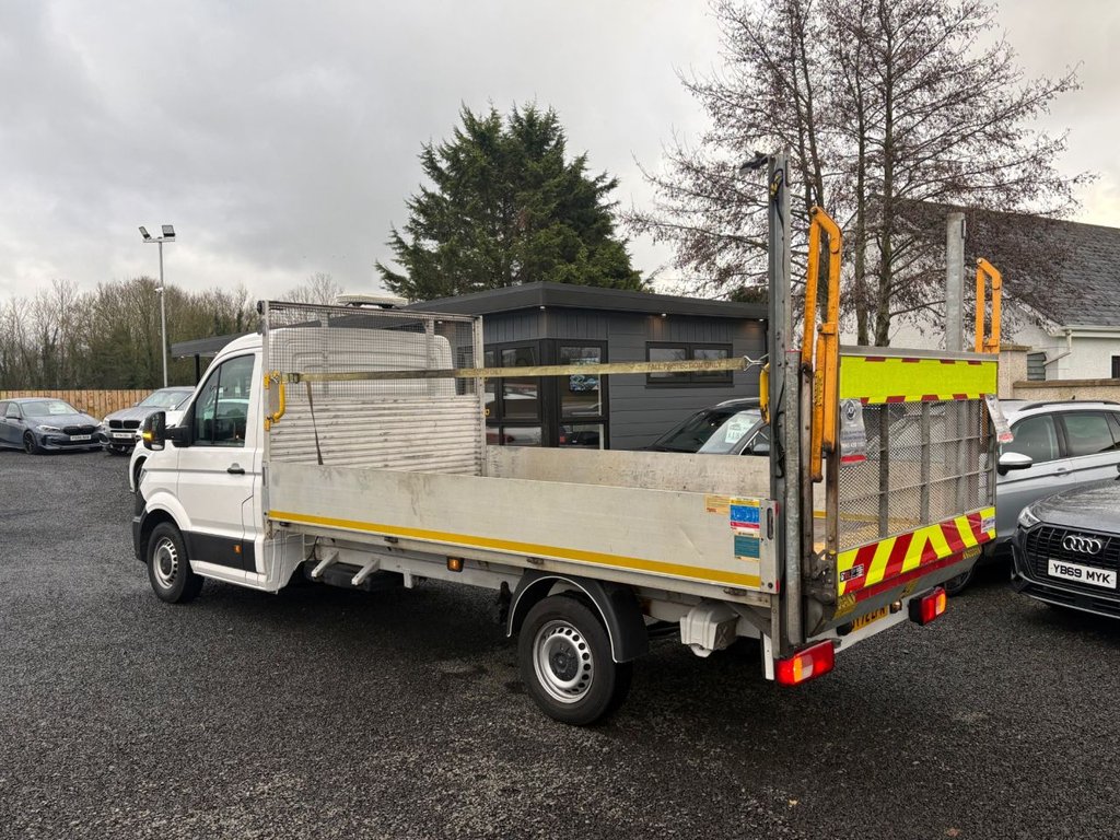 USED 2022 72 VOLKSWAGEN CRAFTER 2.0 TDI CR35 Startline Flat Frame Chassis Cab 2dr Diesel Manual FWD LWB Euro 6 (s/s) (Flat Frame) (140 ps) 2 Keys - 1 Owner!