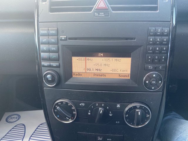 2009 MERCEDES-BENZ A-CLASS 1.5 A160 BlueEfficiency Classic SE Hatchback 5dr Petrol Manual (139 g/km, 95 bhp) - Photo 11