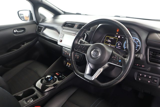 2018 NISSAN LEAF 40kWh N-Connecta Hatchback 5dr Electric Auto (150 ps) - Photo 12