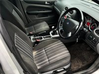 USED 2009 09 FORD FOCUS 1.6 Style Hatchback 5dr Petrol Manual (159 g/km, 99 bhp) 