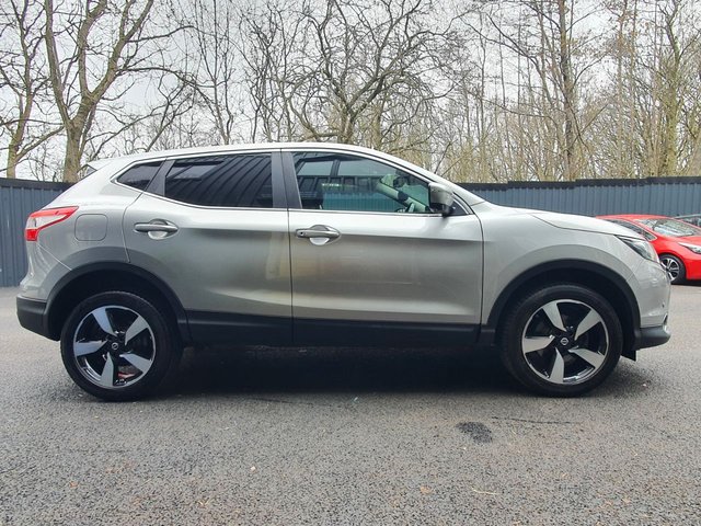 2015 NISSAN QASHQAI 1.5 dCi n-tec SUV 5dr Diesel Manual 2WD Euro 6 (s/s) (110 ps) - Photo 7