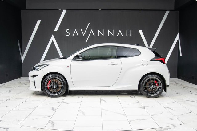 2022 TOYOTA YARIS - Photo 9