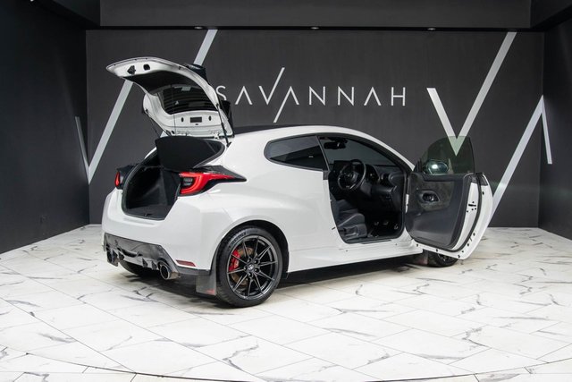 2022 TOYOTA YARIS - Photo 12